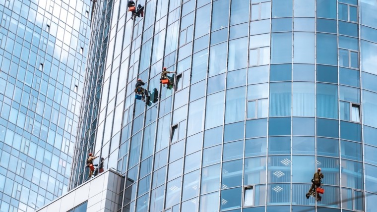 building cleaning services abu dhabi